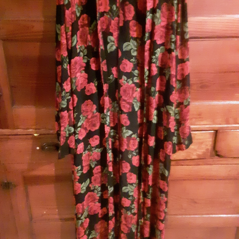 Red rose kimono